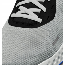 Juoksukengät Nike Revolution 5 M BQ3204-011 musta harmaa 1