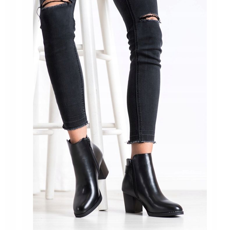 J. Star Mukavat saappaat pylväässä musta 1