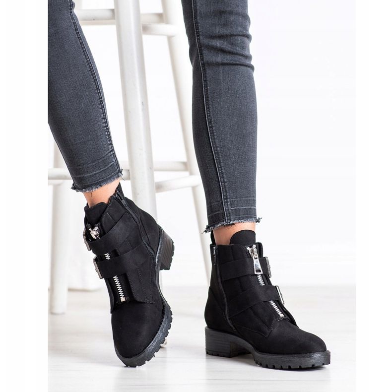 Corina Satunnaiset työntekijät musta 1