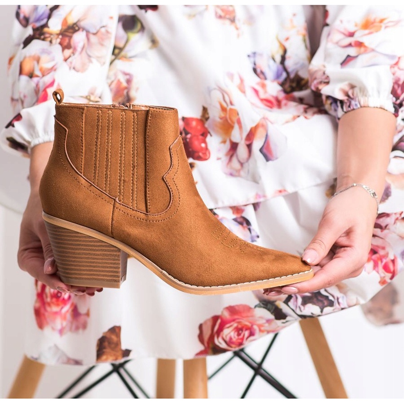 SHELOVET Lehmätytöt Spitzissä ruskea 1