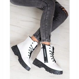 SHELOVET Eristetyt muotityöntekijät valkoinen 2