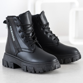 SHELOVET Muodikkaita mustia ansoja musta 1