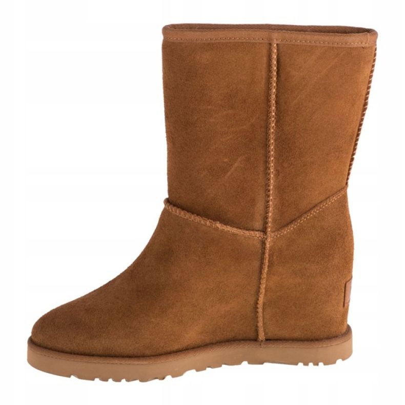 Ugg W Classic Femme Short 1104611-CHE ruskea 1