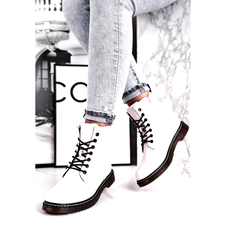 Evento Naisten saappaat, lakattu valkoiset saappaat 20BT35-3001 valkoinen 2