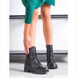 Super Me High Black Trappers musta 1