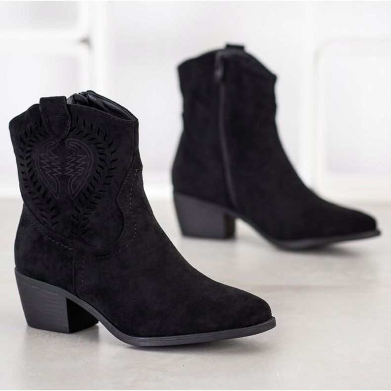 Cm Paris Lehmätytöt, joilla on kuvio musta 1