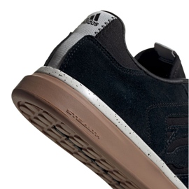 Adidas Sleuth M EE8893 kengät musta 1