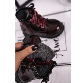 EVE Maroon lakatut saappaat Essie punainen 1