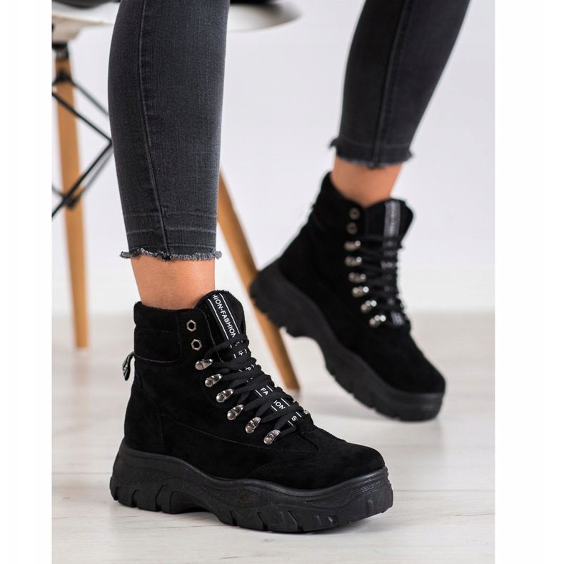 SHELOVET Musta Muoti Trappers 1