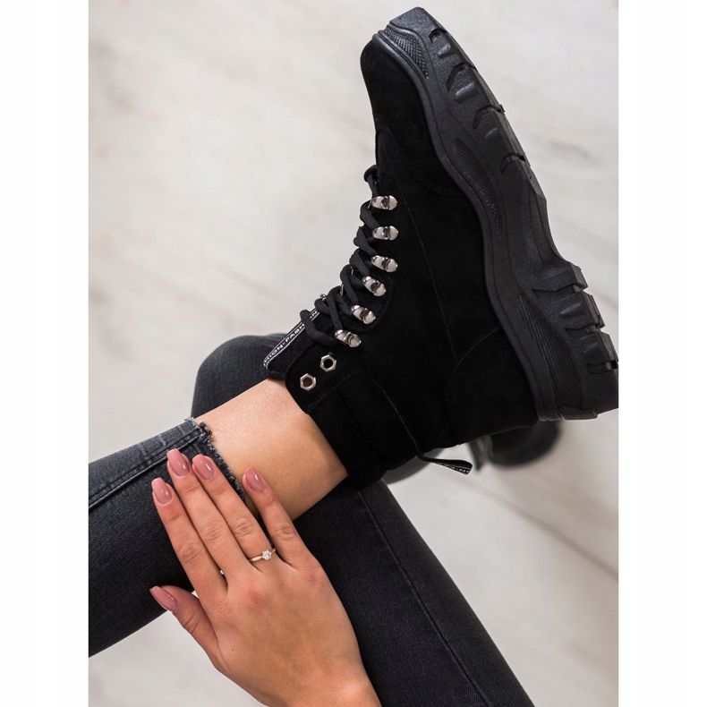 SHELOVET Musta Muoti Trappers 2