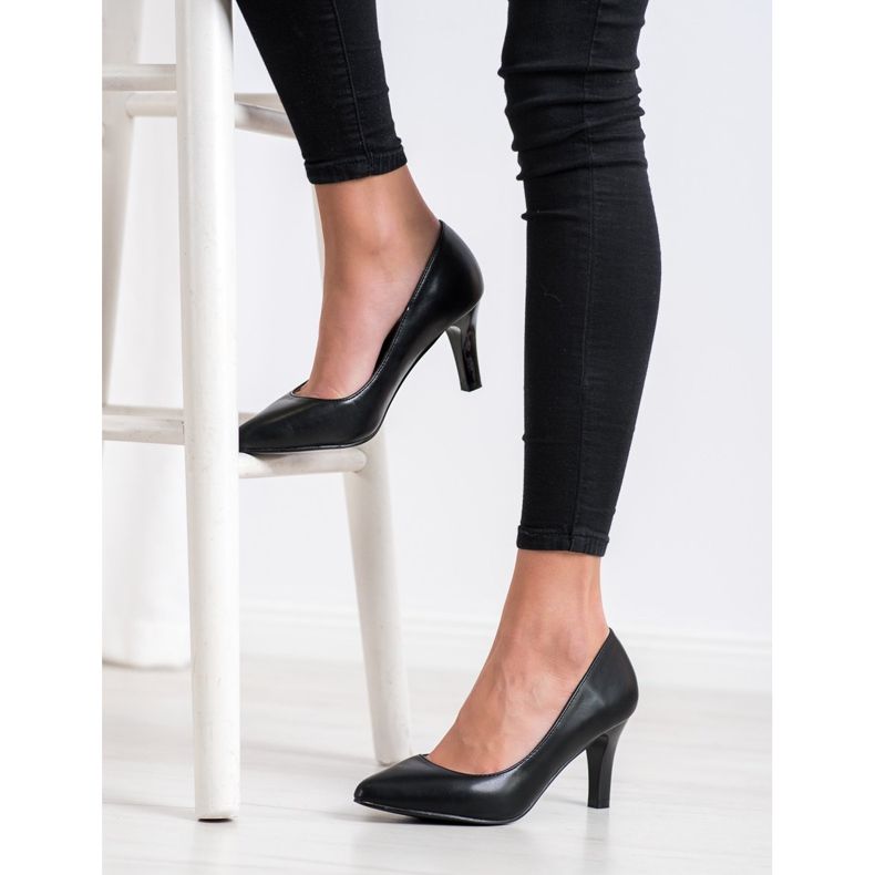 Goodin Pumput Eco -nahkaa musta 1