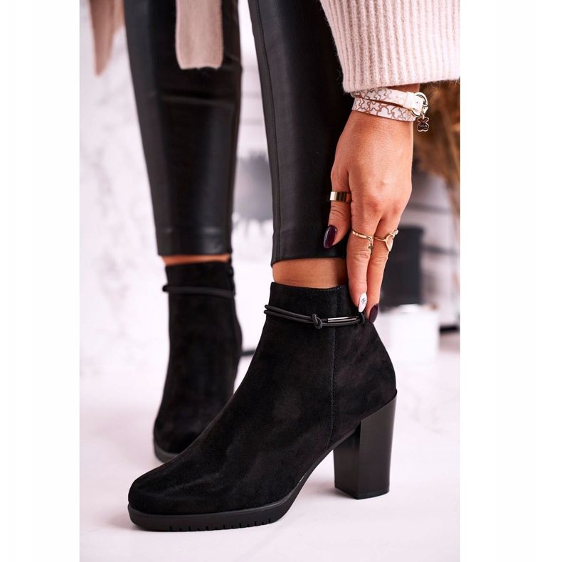 Saappaat kantapäässä Sergio Leone Suede Black BT306 musta 2