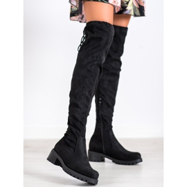 SHELOVET Mukavat muskettisoturit musta 1