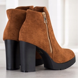 Small Swan Korkeakorkoiset saappaat ruskea keltainen 1