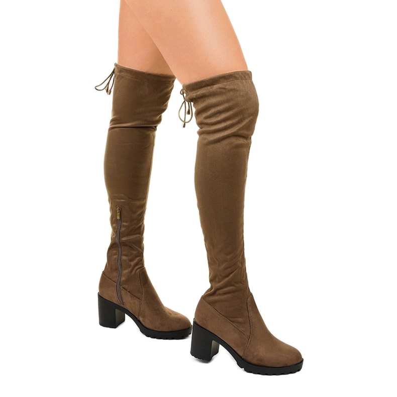 Mokkanahka Hekranin khaki -pylväässä vihreä 1