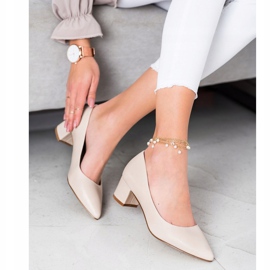 Goodin Pumput matalalla pylväällä beige 1