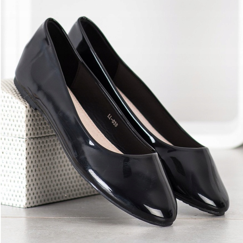 Goodin Klassiset ballerinat musta 1