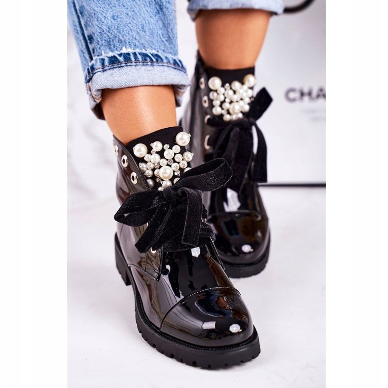 PS1 Naisten lämpimät saappaat helmillä ja nauhalla, lakattu Perla musta 2