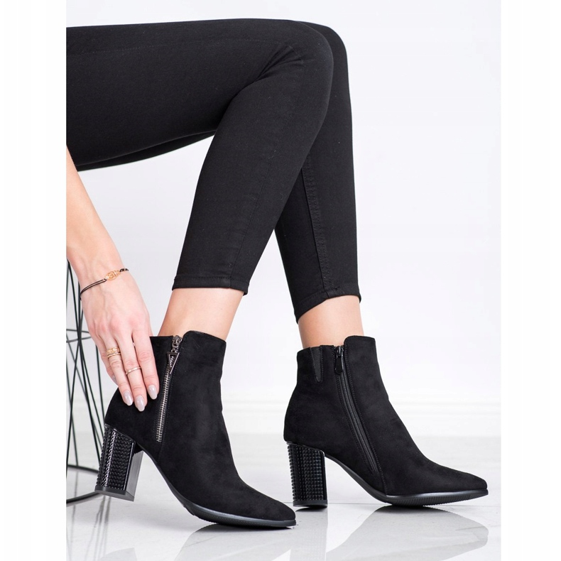 SHELOVET Tyylikkäät saappaat koristeellisella kantapäällä musta 2