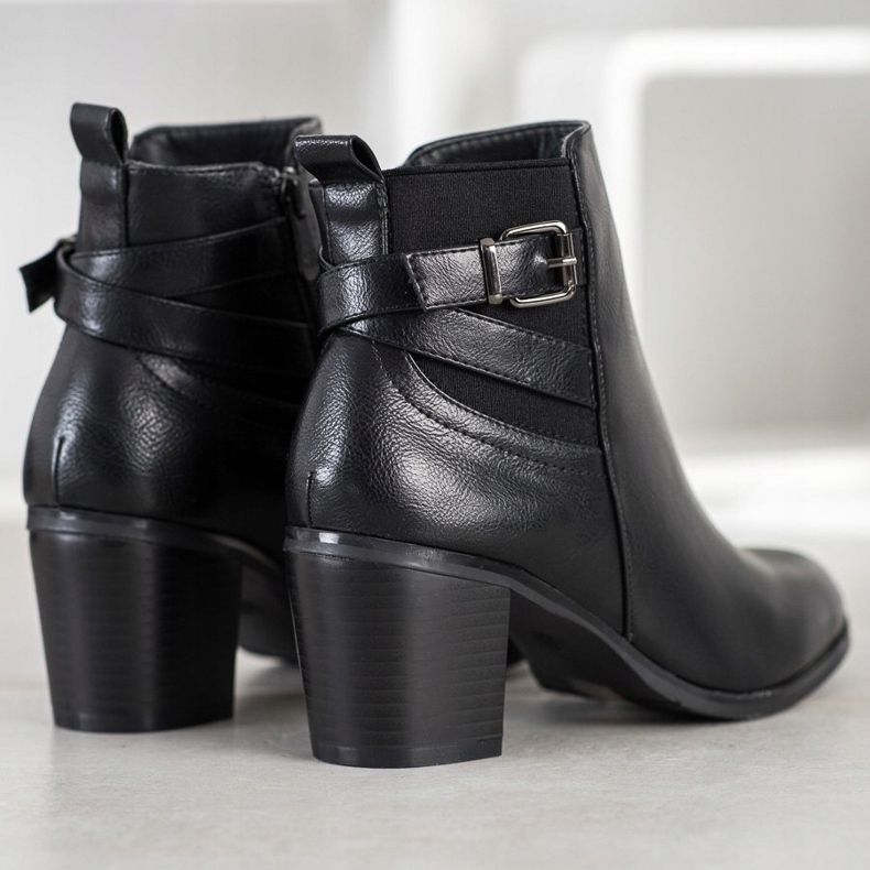 Ideal Shoes Rennot mustat saappaat 1