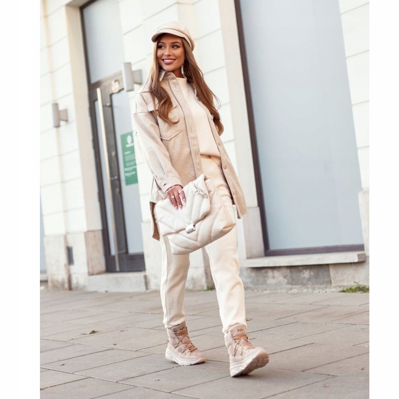 Kylie Crazy Naisten lenkkarit Beige Lumisaappaat Missy 1