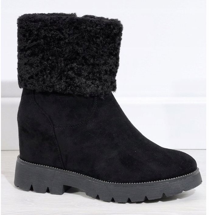 Mustat mokkaeristetyt saappaat Bodrilta 1