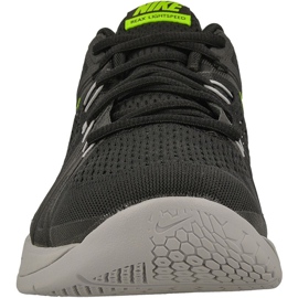 Nike Reax Light Speed ​​M 807194-007 -treenikenkä musta 2