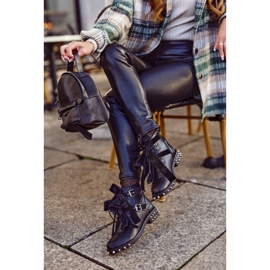 SEA Naisten Saappaat Niitit Piikit Musta Magneetti 3