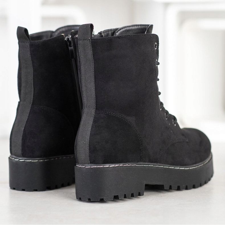 SHELOVET Suede Trappers alustalla musta 1