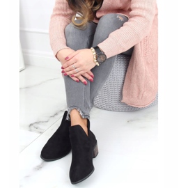 Mustat saappaat, joissa on aukko musta CM-8M4-1 Musta 1