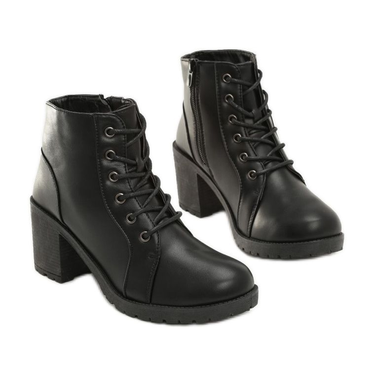 Vices T132-38-musta 1