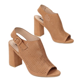 Vices 1610-68-kameli ruskea 1