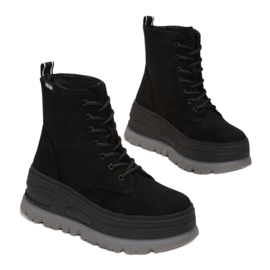 Vices 8603-38-musta 1