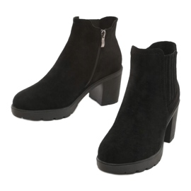 Vices 8506-38-musta 1