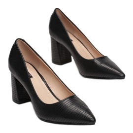 Vices 3339-38-musta 1