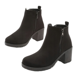 Vices T127-38-musta 1