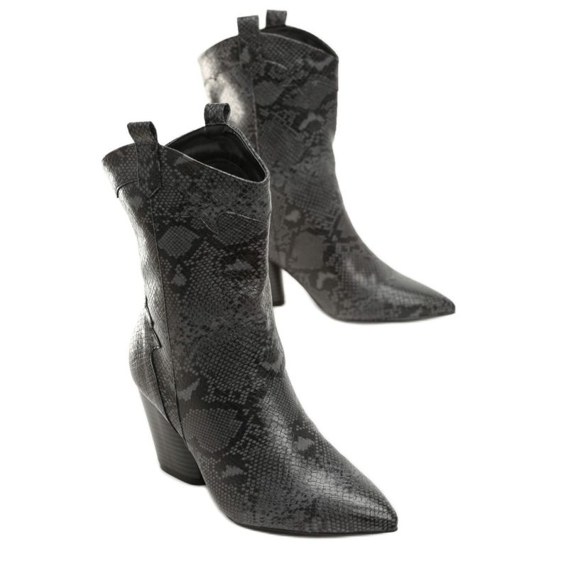 Vices 1585-38-musta monivärinen 1