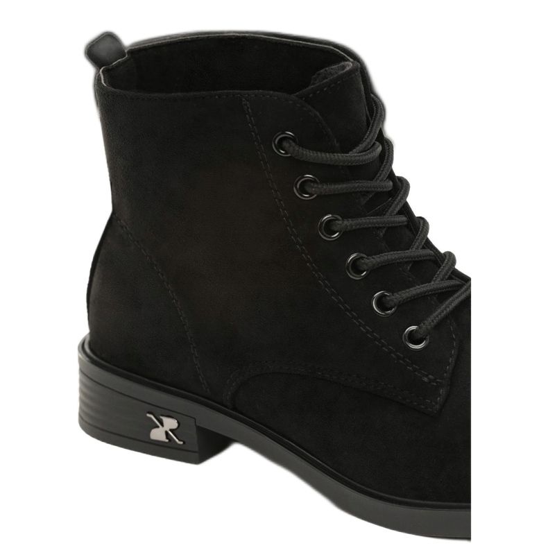 Vices 8520-38-musta 1