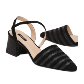 Vices 3372-38-musta 1