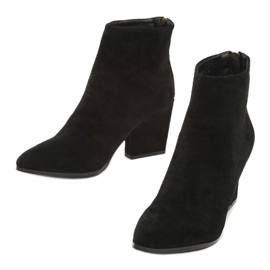 Vices 3318-38-musta 1