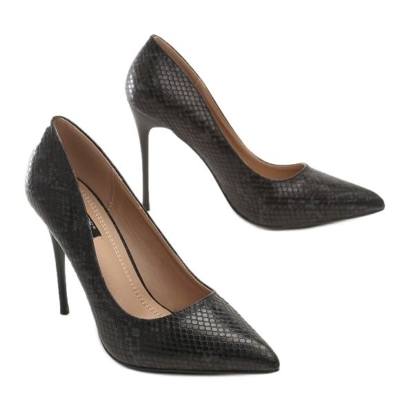 Vices 3309-38-musta 1