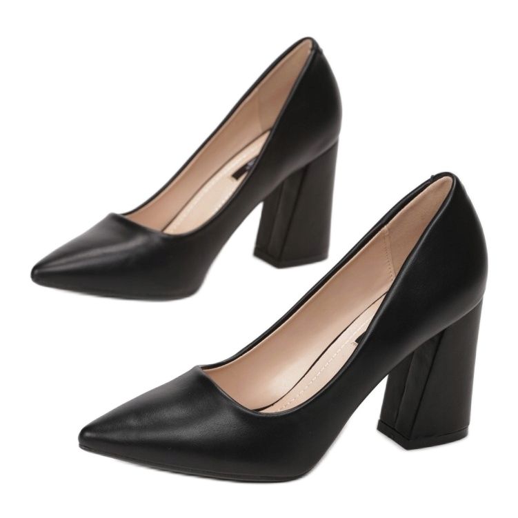 Vices 1597-38-musta 1