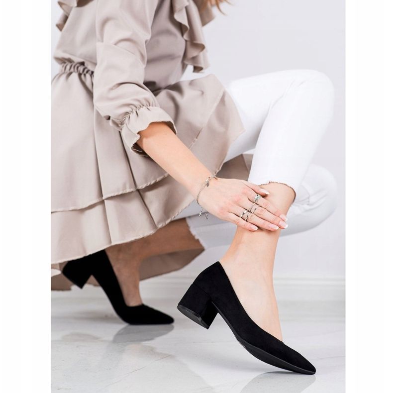 SHELOVET Pumput Matala korko musta 1