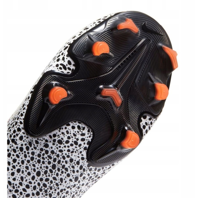 Nike Mercurial Superfly 7 Academy CR7 FG / MG Jr CV3182-180 jalkapallokengät valkoinen 3