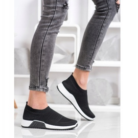 Goodin Urheilulliset mustat lippalakit 2