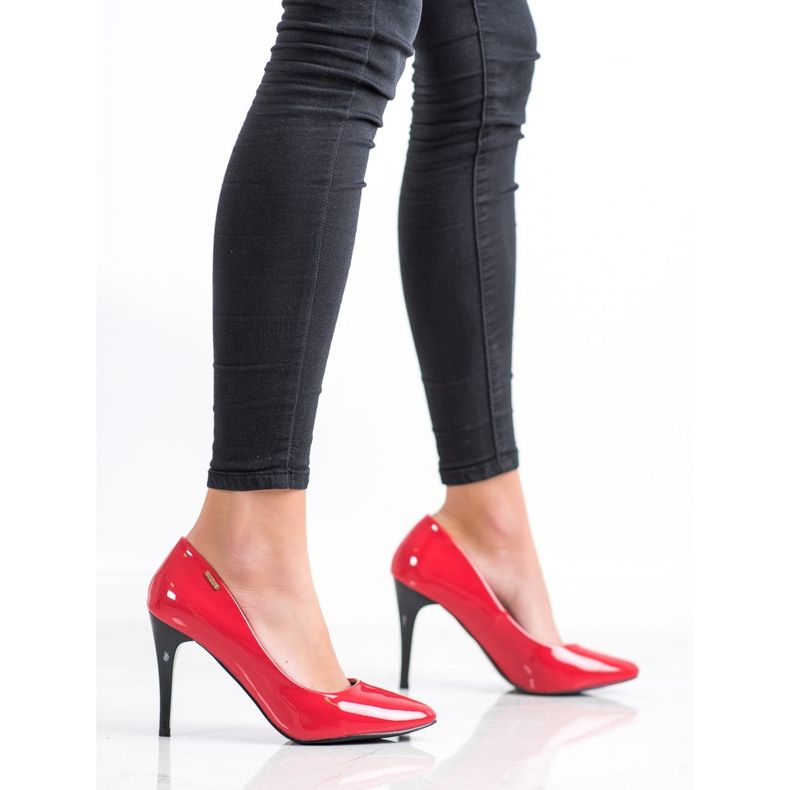 Goodin Lakatut pumput punainen 2