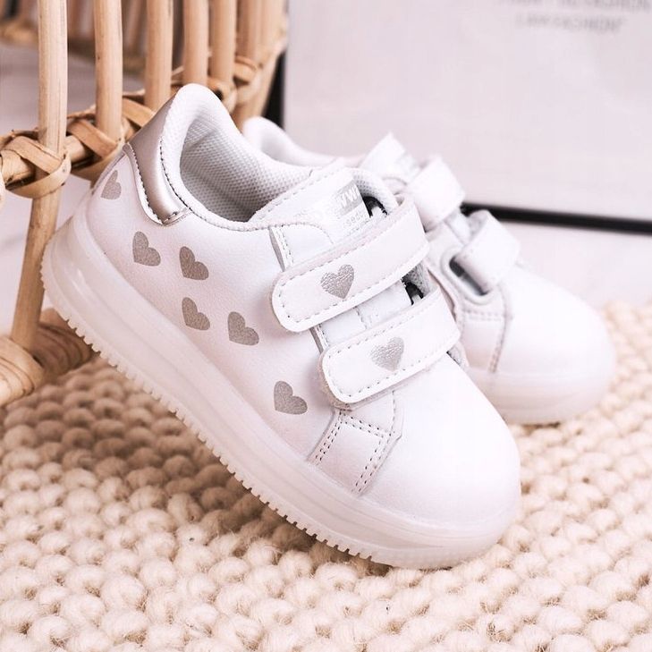 Apawwa Lasten urheilujalkineet, joissa on valoisa ainoa LED-valkoinen-hopea boomer 2