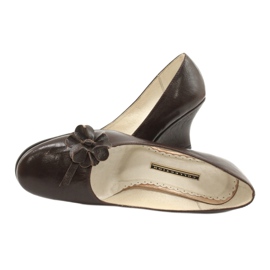 Nahkapumput Brown Pees ruskea 4