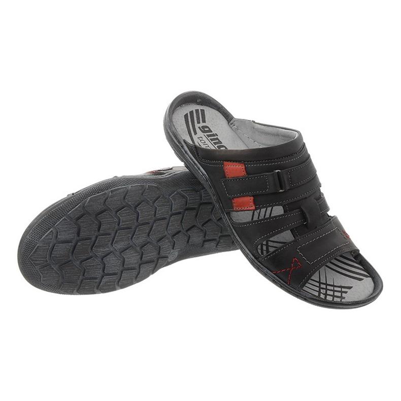 324 mustaa miesten tossua 2