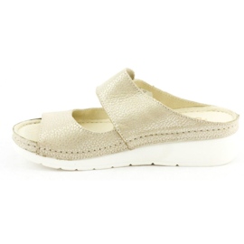 Dolce Pietro Tarranauhat 2211 beige 1